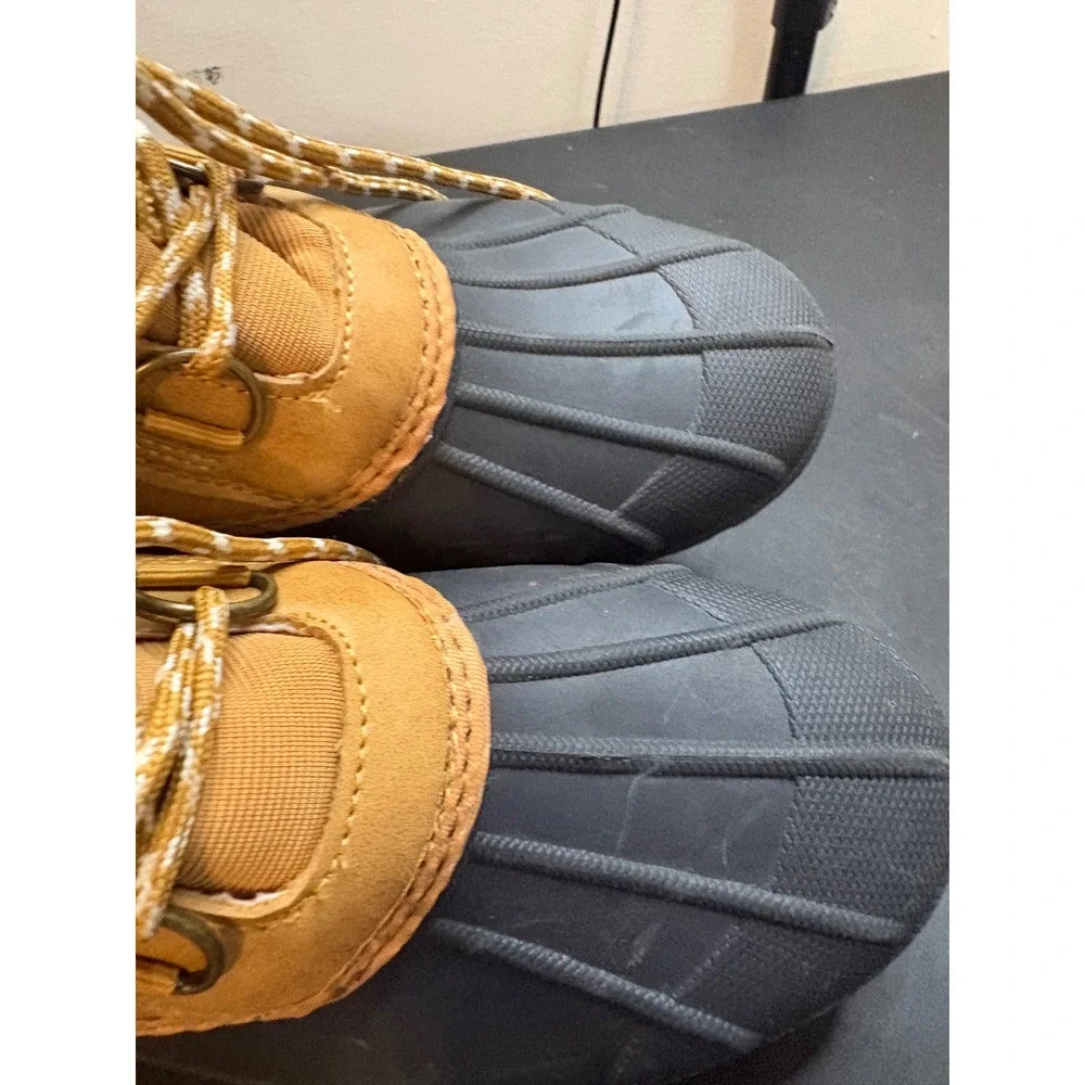 Universal Thread Womens Duck Boots Tan Black Lace Up Ankle RainSnow Boots Size 7